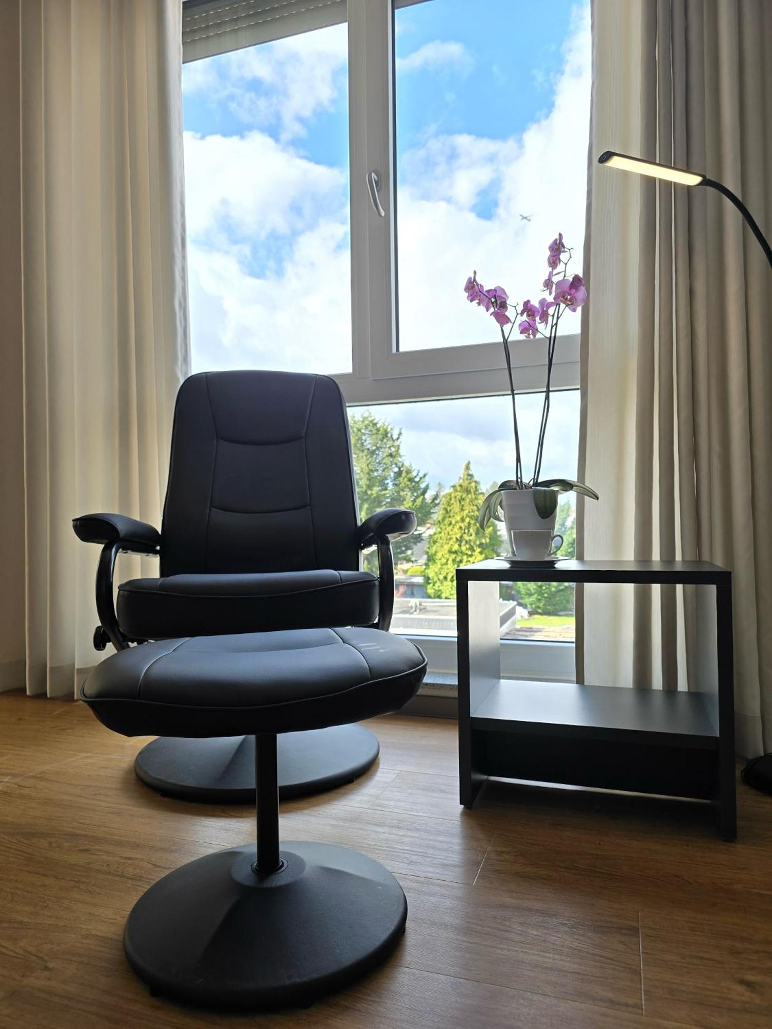 Fair N Square Hotel 24 Stunden Self-Check In Darmstadt Extérieur photo