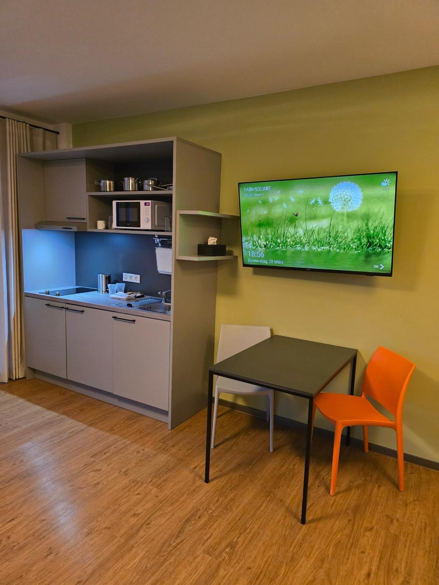 Fair N Square Hotel 24 Stunden Self-Check In Darmstadt Extérieur photo