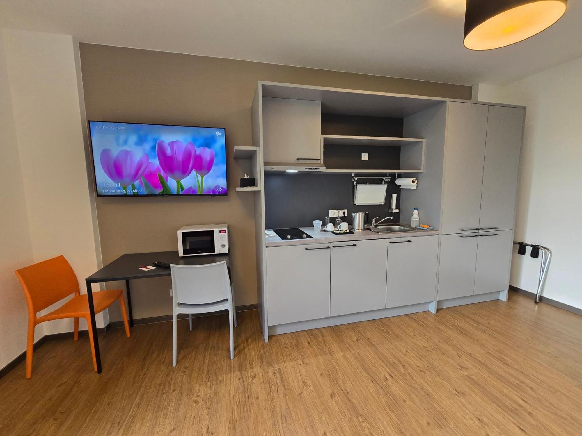 Fair N Square Hotel 24 Stunden Self-Check In Darmstadt Chambre photo